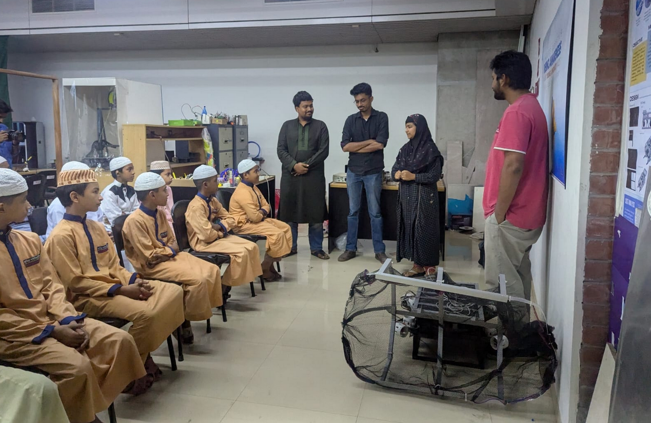 Inspiring Young Minds: UIU MARINER’s Outreach to Underprivileged children and Madrasa Students